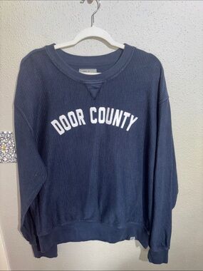 Blue 84 Navy Crewneck Sweatshirt with White 'Door County' (size Large)